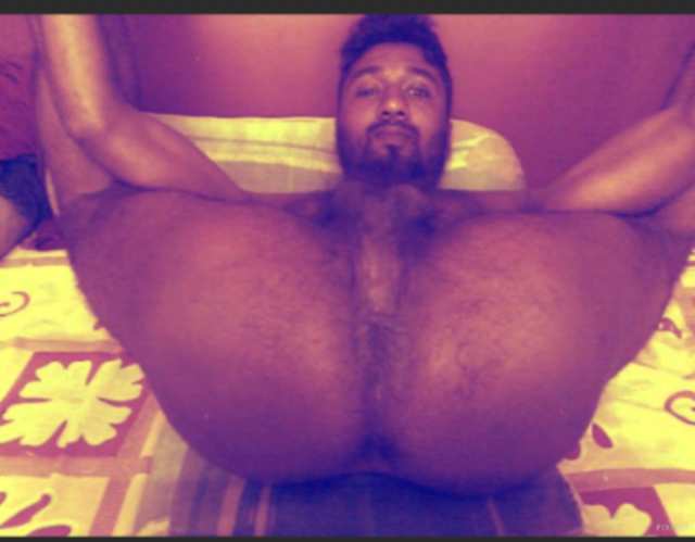 Spider reccomend Punjabi guys nude pics
