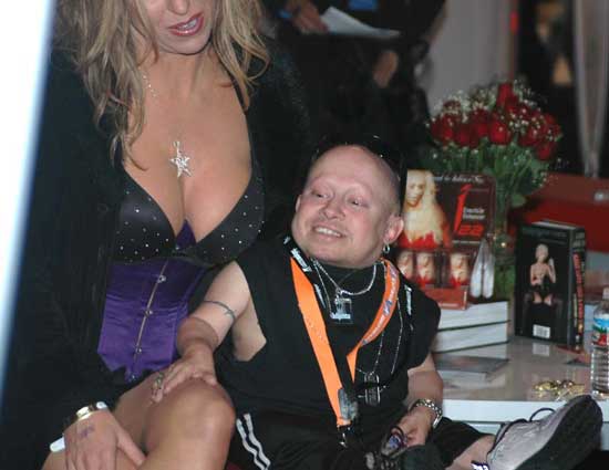 Watch Verne Troyer Sex Tape