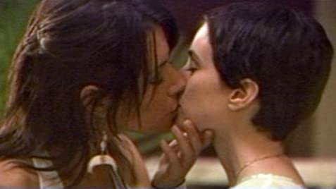 best of Trailer Kissing lesbian