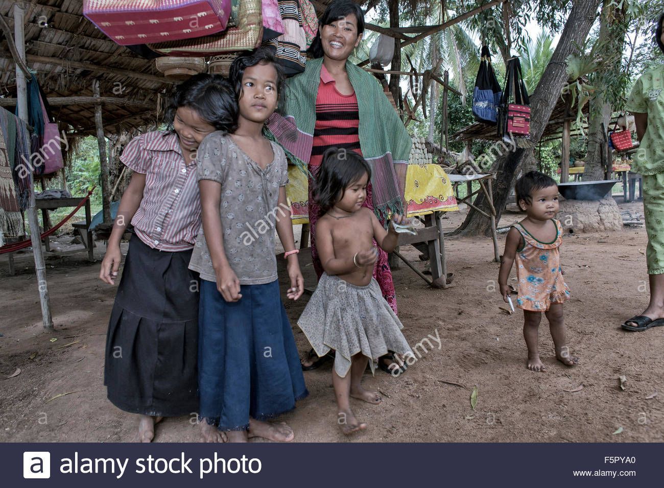 FD reccomend Khmer rural girl nake