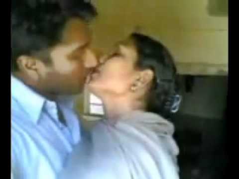 Pakistani ht sex girls lips kiss