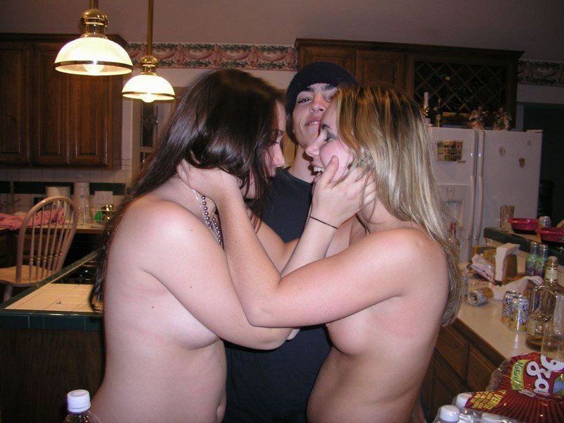 Naked amatuer wife at party . 