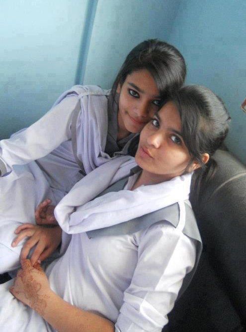 Pakistan school xxx girls
