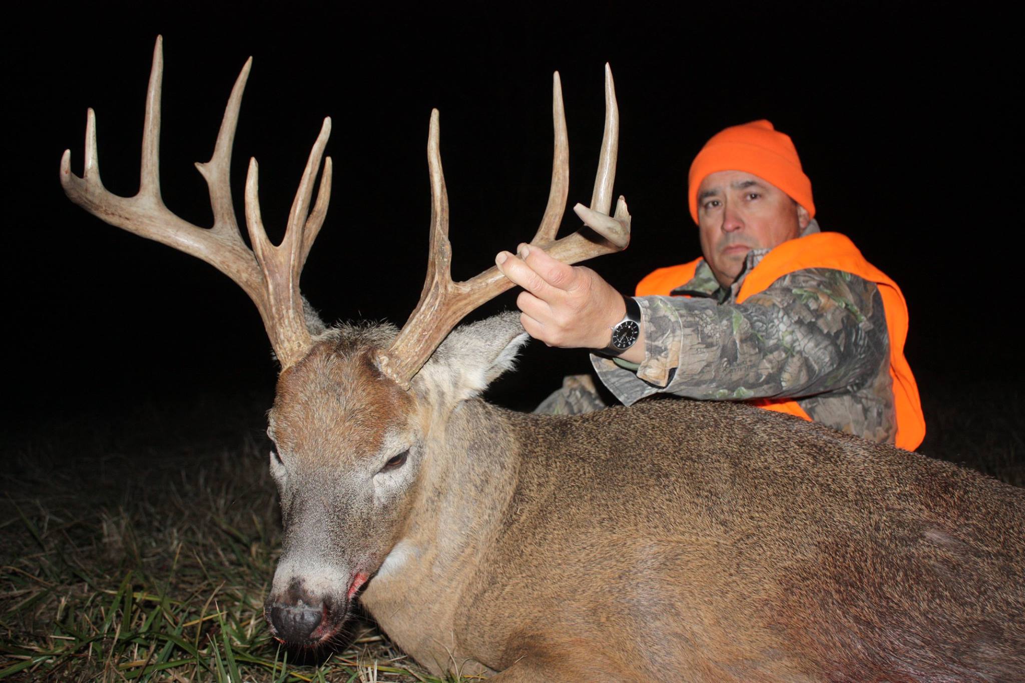 Bottoms deer outfitter southern illinois photo