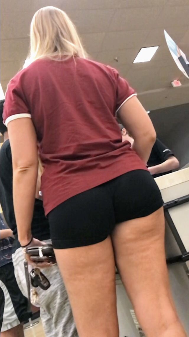 VP reccomend Tight teen ass in shorts