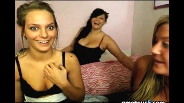 Adult chatroom girl naked flashing amateur