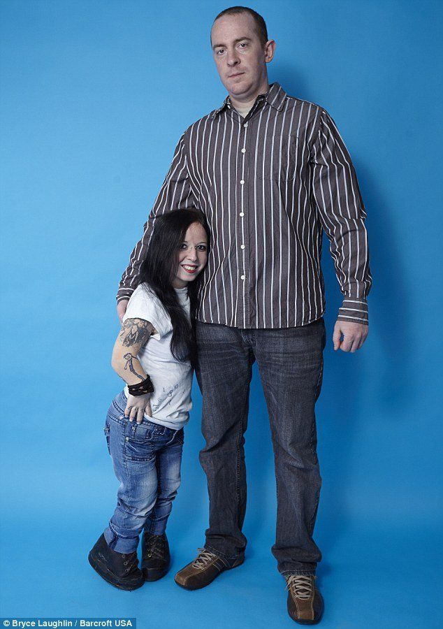 Dahlia reccomend Average height midget