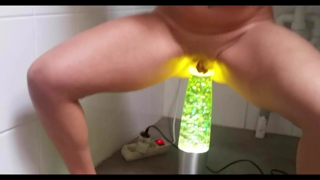 girl masturbates with lava lamp