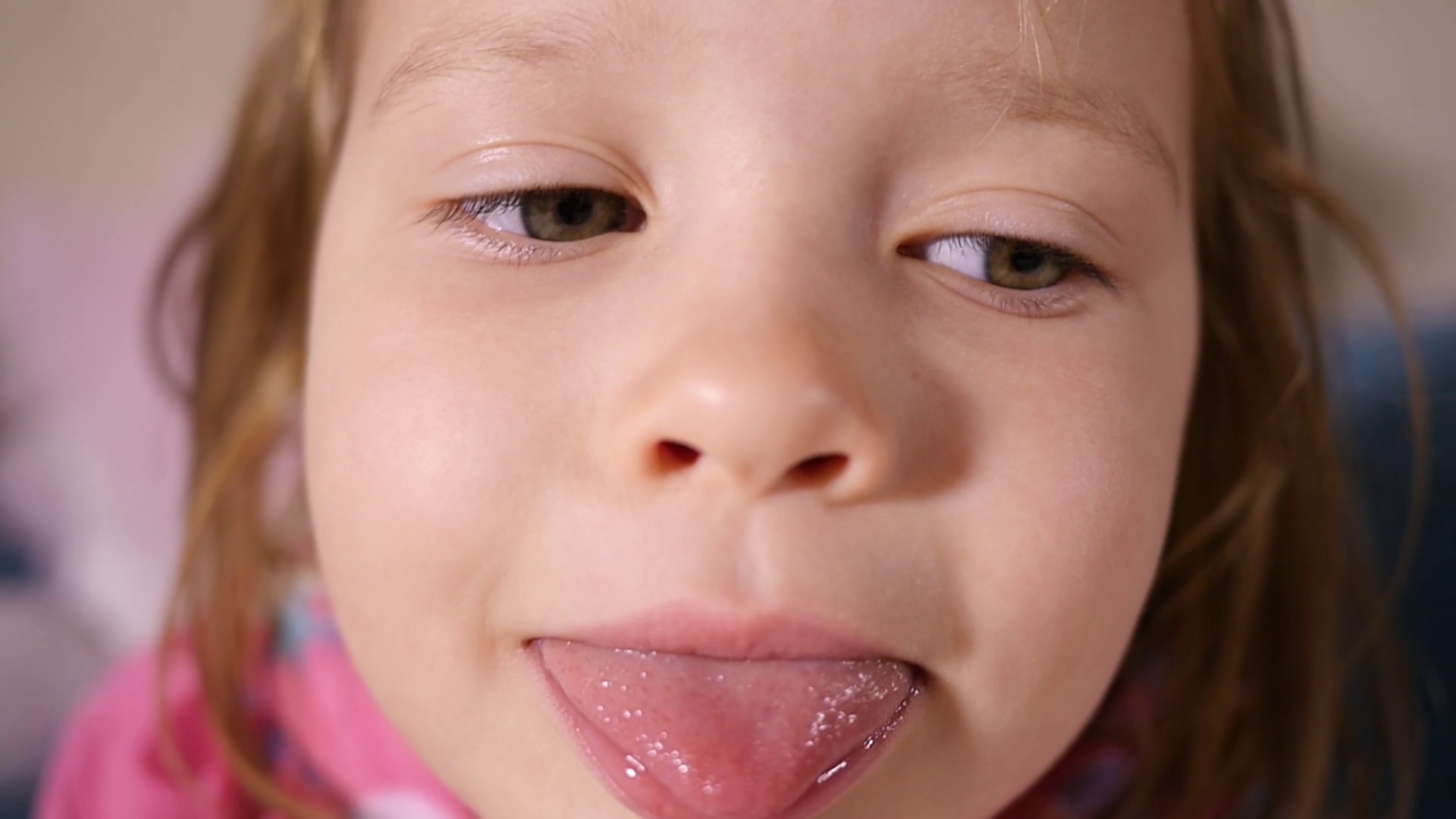 Armed F. reccomend Little girl tongue close up