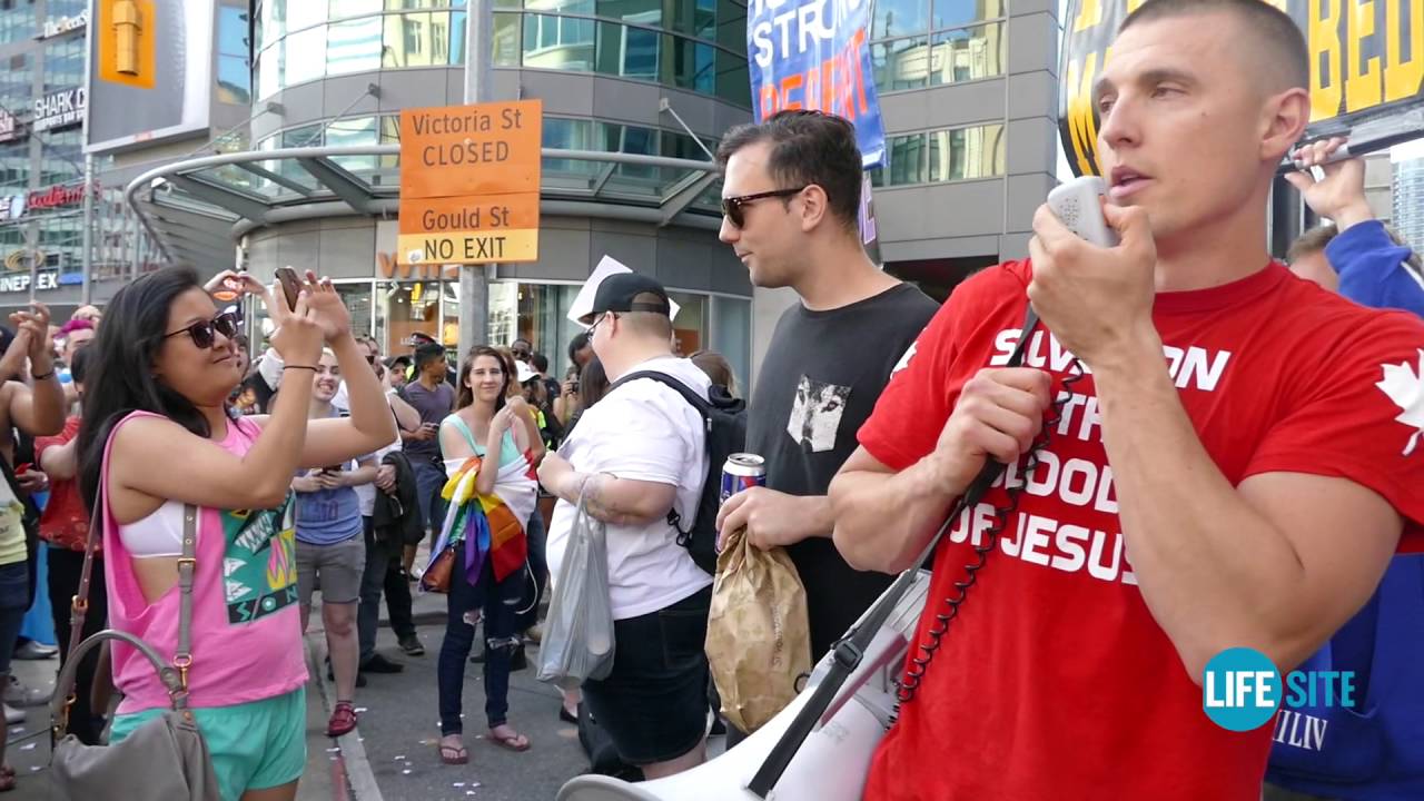 Videos of lesbians have sex in Toronto