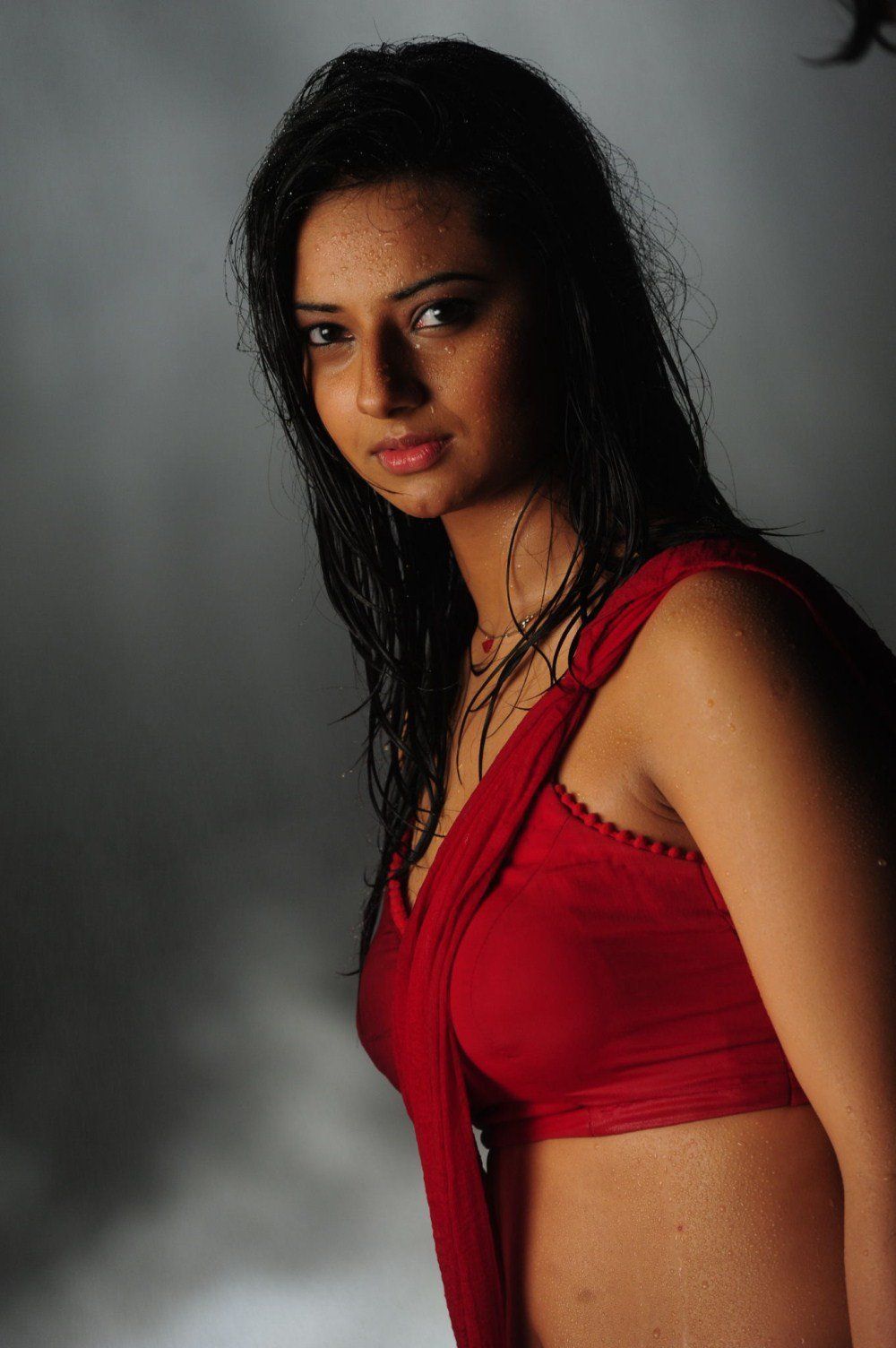 Women fuck in wet saree  image picture